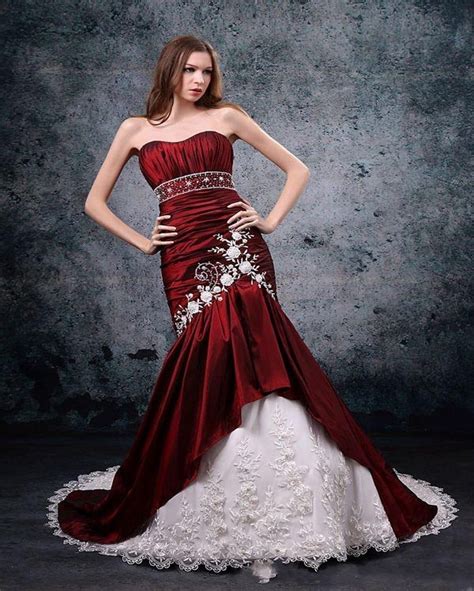 Stylish Burgundy Mermaid Gown for Unforgettable Wedding Glamour